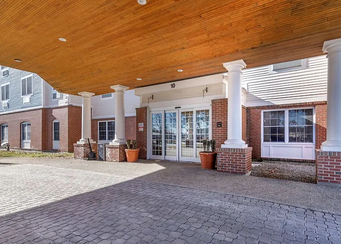 Comfort Inn & Suites Dover-Portsmouth