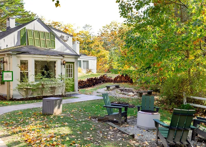 The Lodge On The Cove